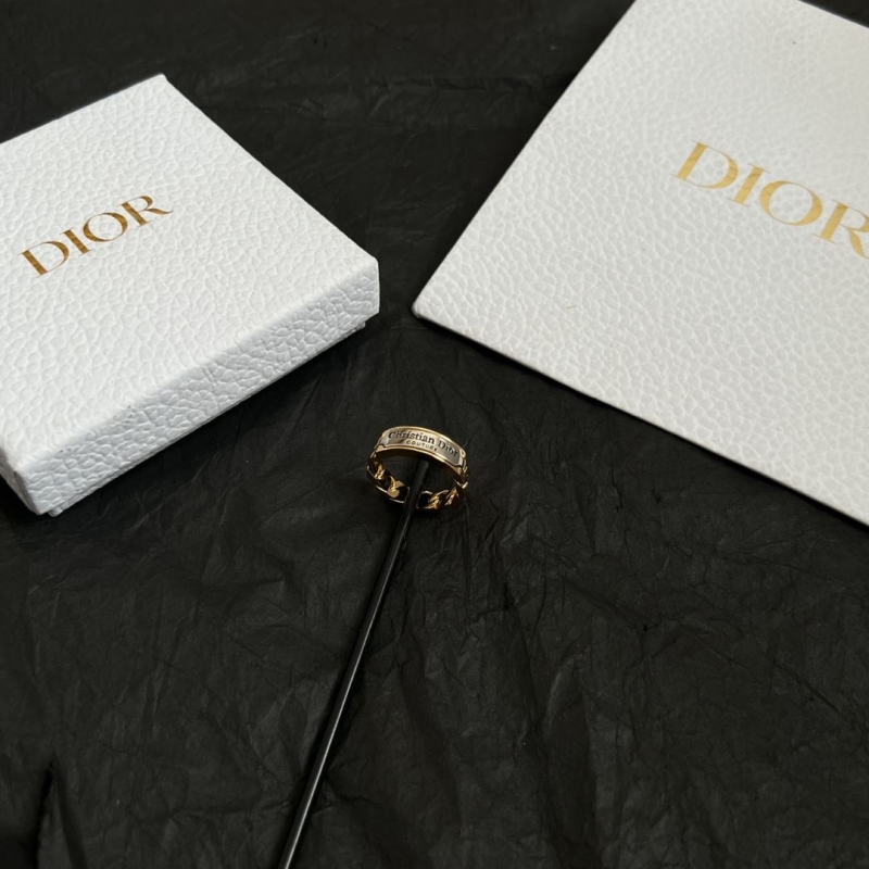 chr1st1an D10r rings